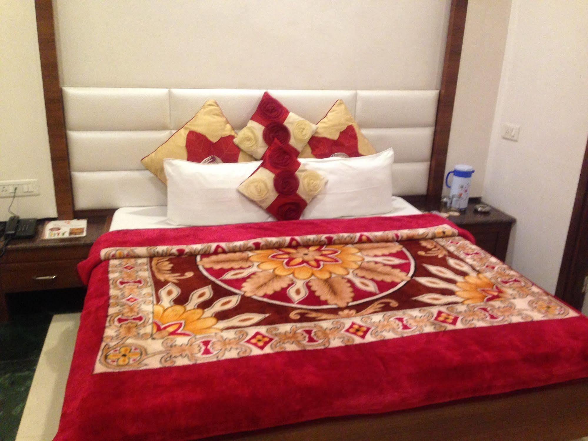 Hotel Namaskar Amritsar Eksteriør bilde
