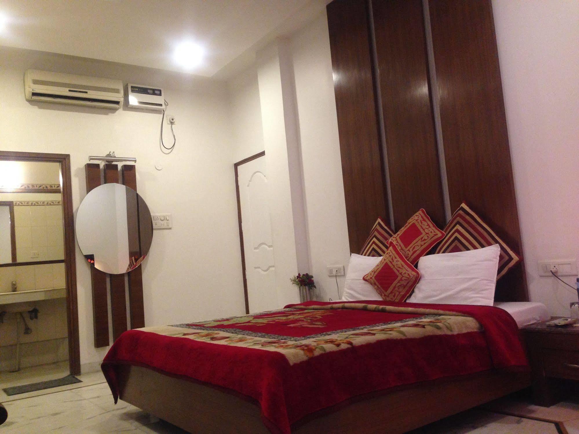 Hotel Namaskar Amritsar Eksteriør bilde
